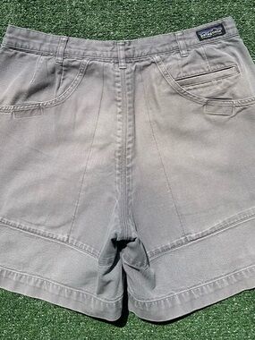 Vintage Y2K Patagonia Gray Faded Canvas Stand Up Shorts Men's Size 33